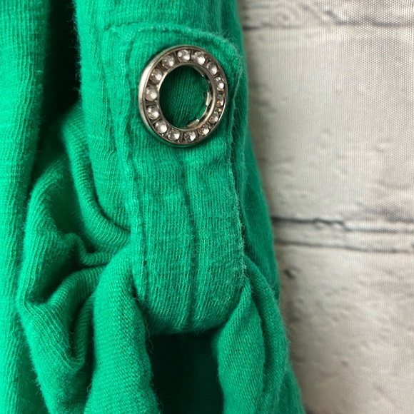 Chico’s size 2 Green too long sleeve or button short sleeve with snap button - Picture 3 of 9
